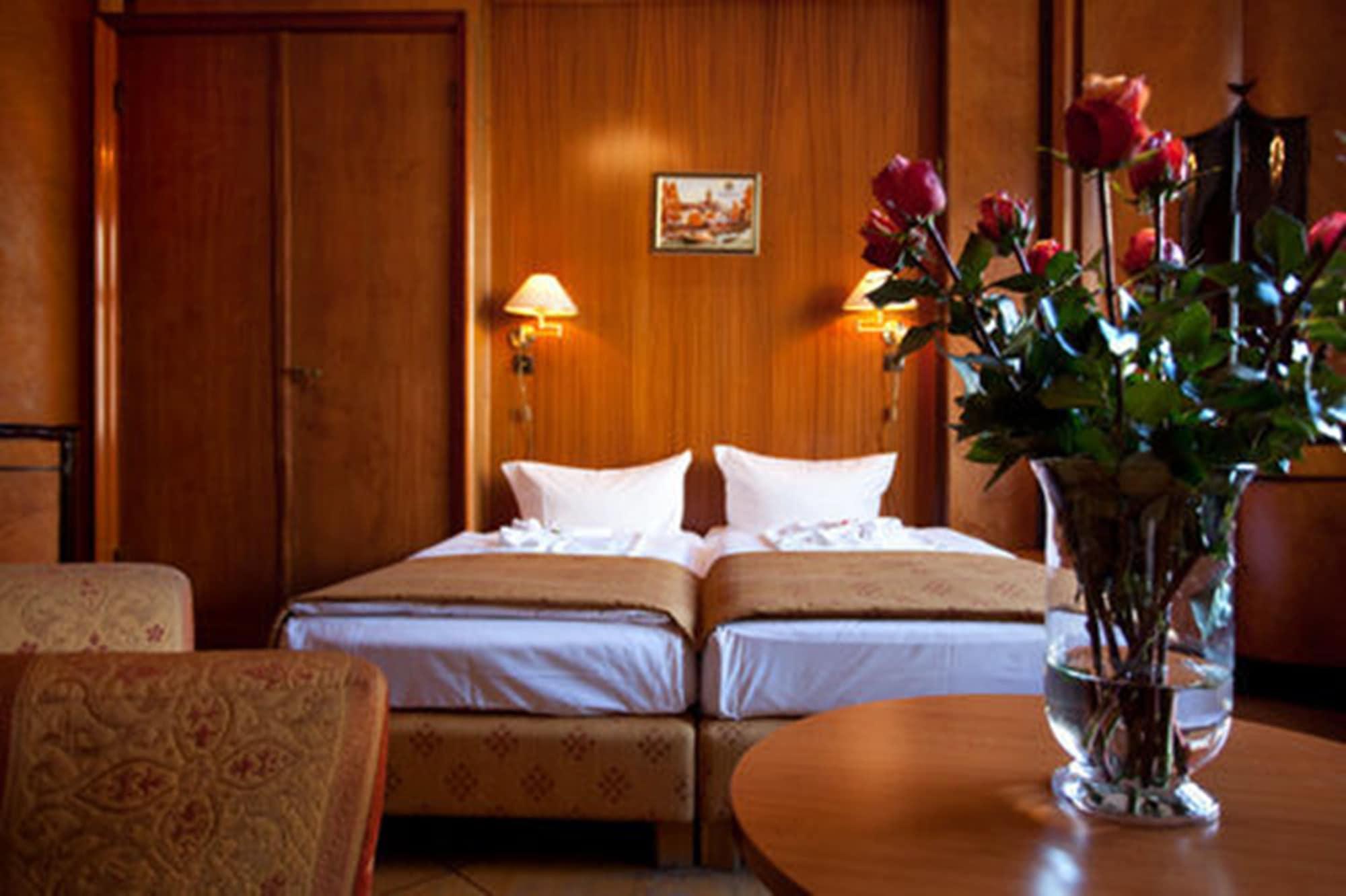 Hotel Aster An Der Messe Берлин Экстерьер фото