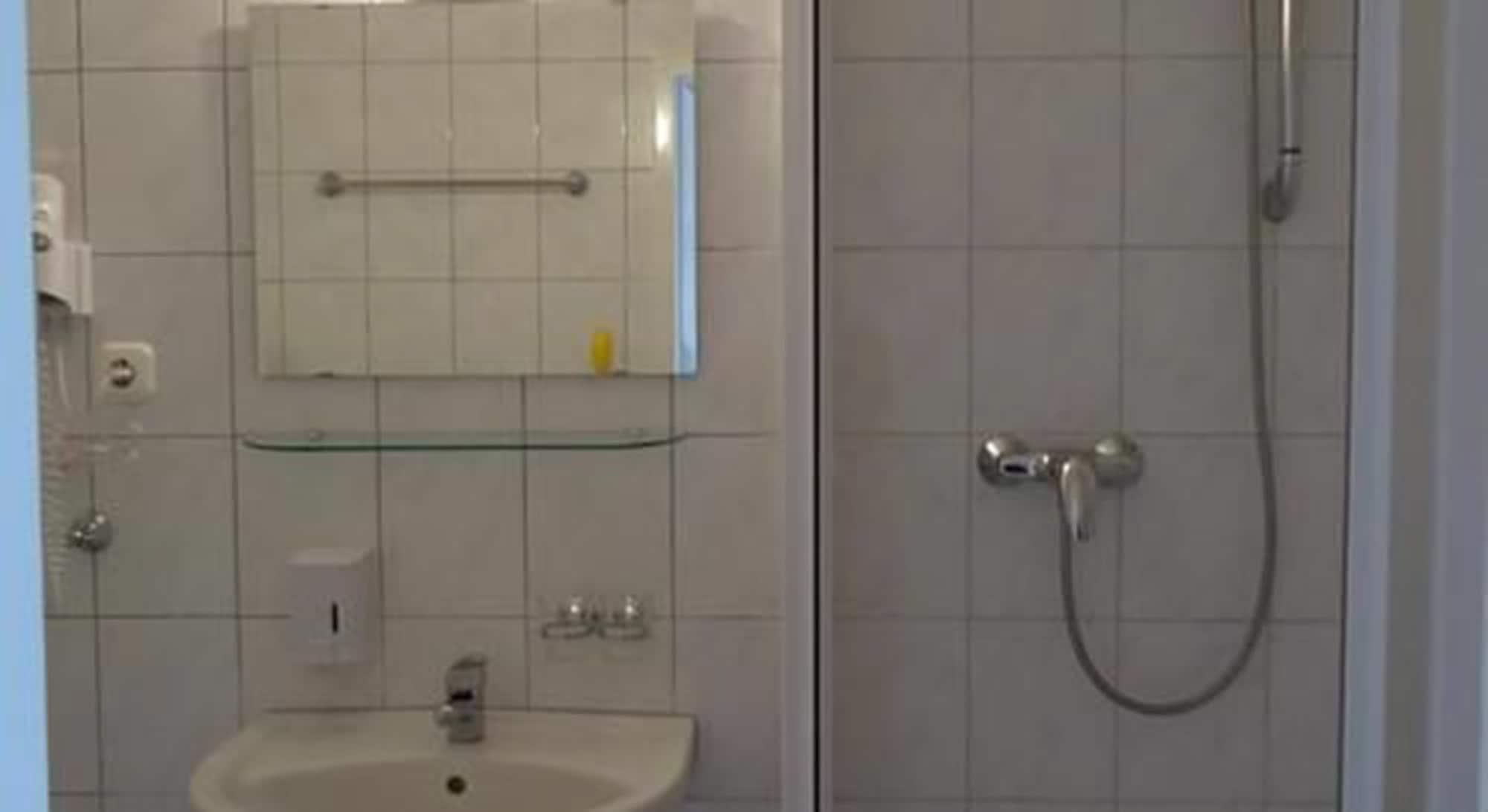 Hotel Aster An Der Messe Берлин Экстерьер фото