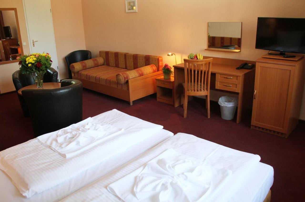 Hotel Aster An Der Messe Берлин Экстерьер фото