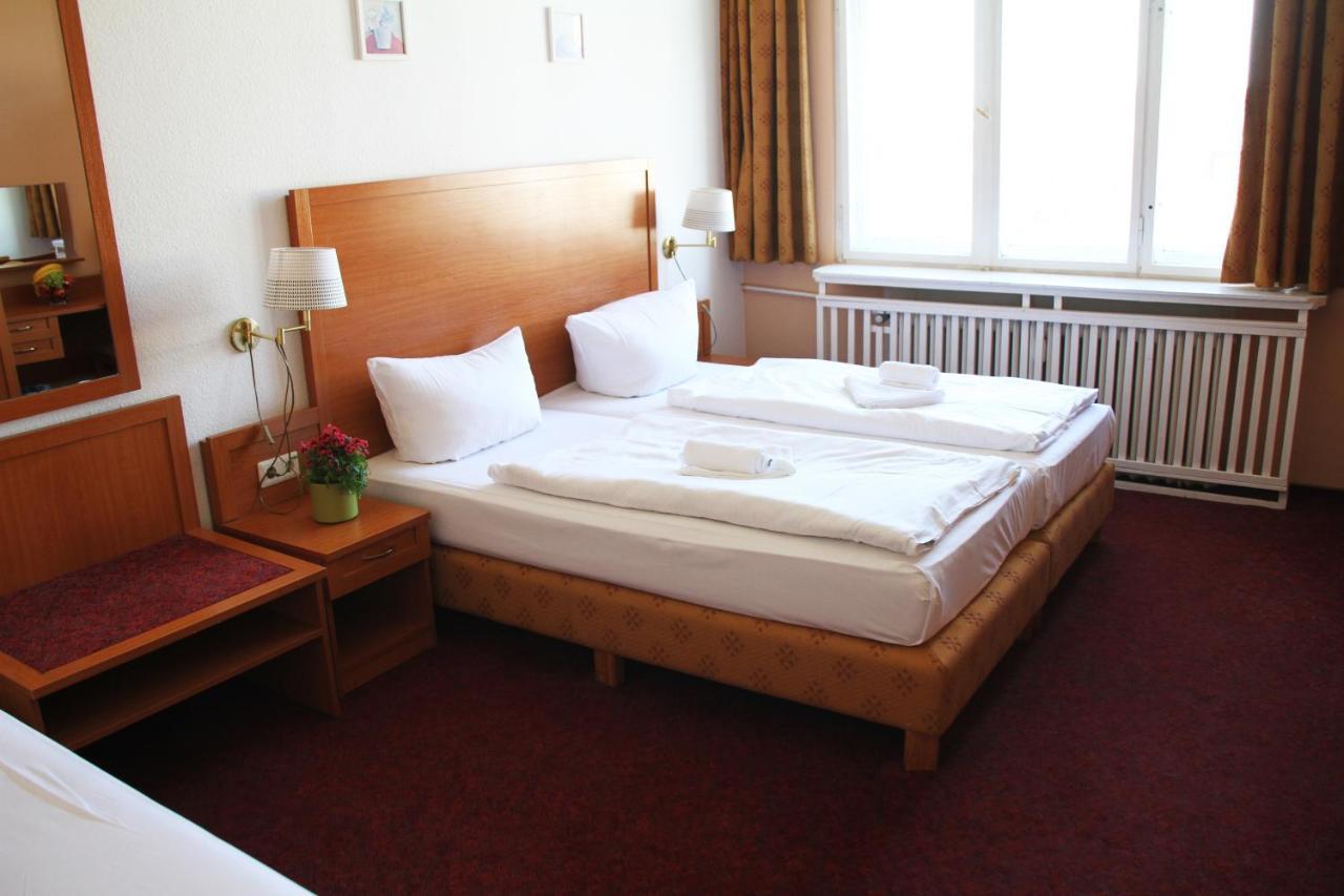 Hotel Aster An Der Messe Берлин Экстерьер фото