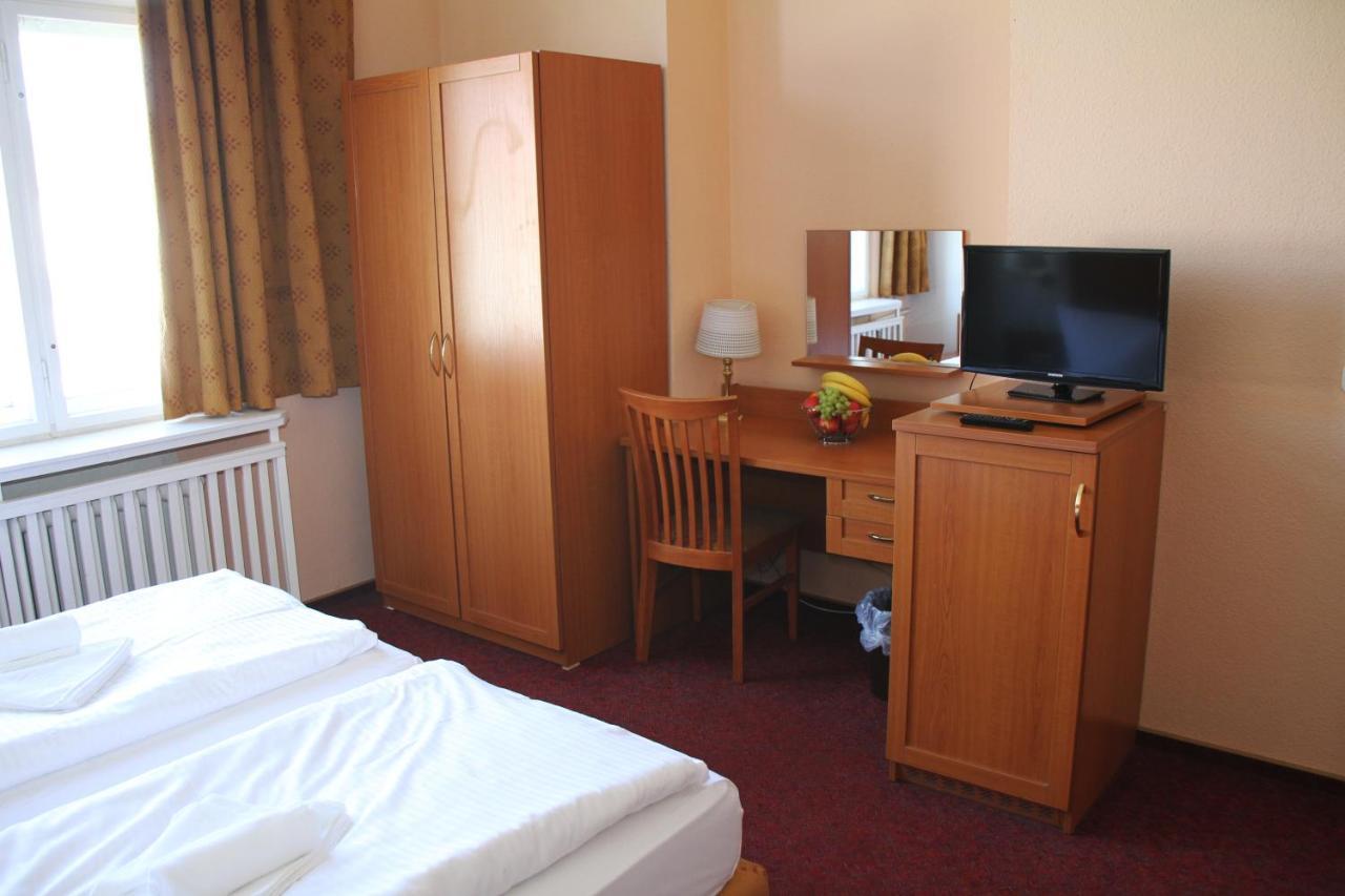 Hotel Aster An Der Messe Берлин Экстерьер фото